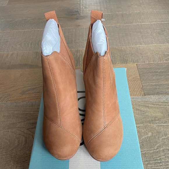TOMS Women’s Wedge Bootie - Picture 4 of 4